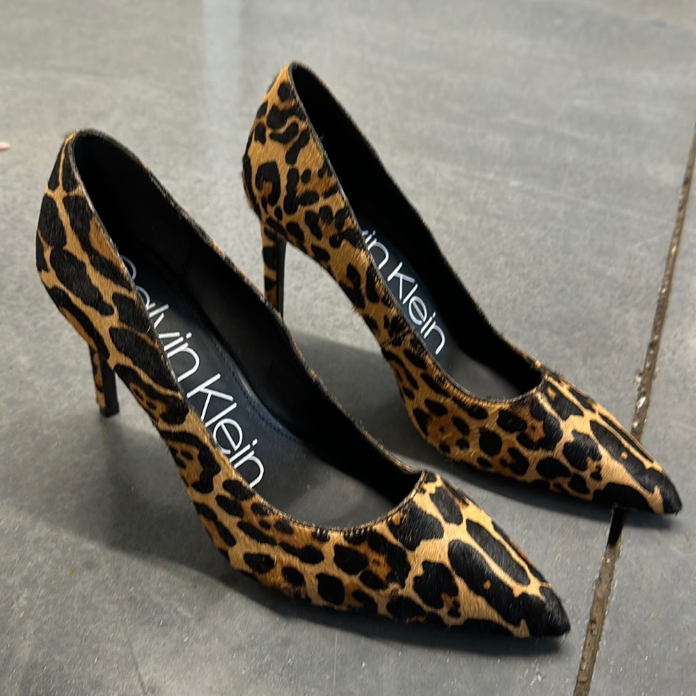 LEOPARD PRINT SHOES